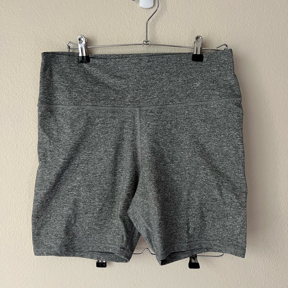 Aerie gray striped biker shorts XL